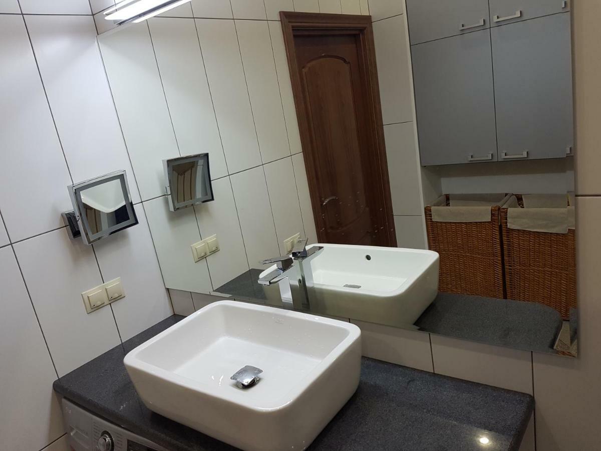 Rising Sun Apartment Μινσκ Εξωτερικό φωτογραφία